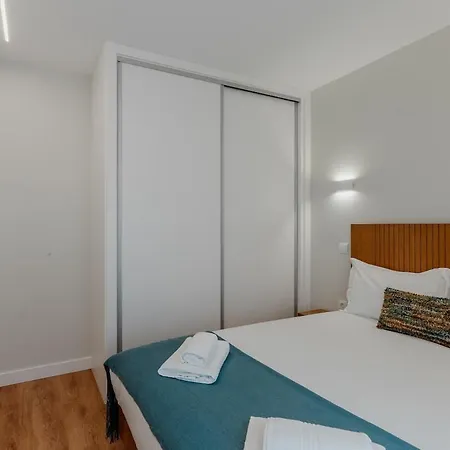 Renovated Cozy - H アパート *