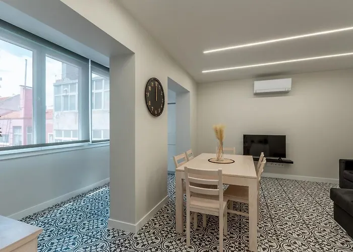 Renovated Cozy - 3e * Лиссабон